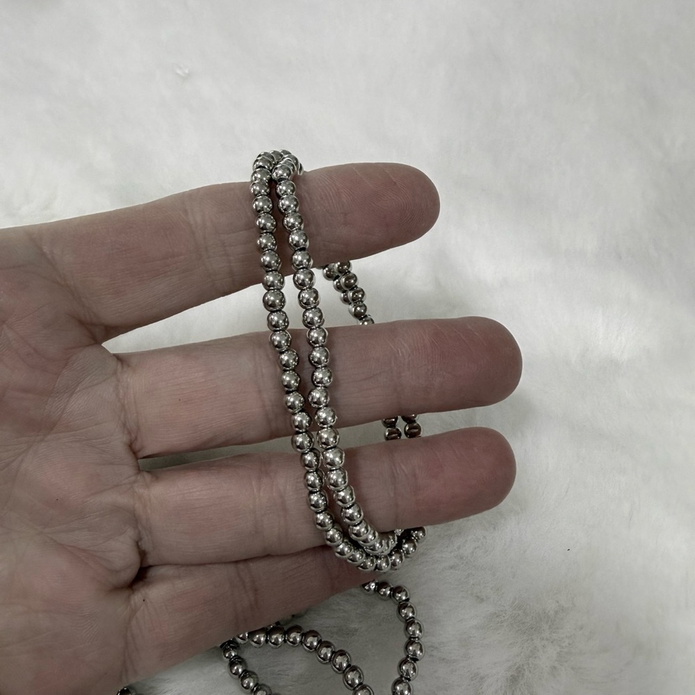 Gucci Silver Bead Bracelet with Brown Monogram Medallion - Picture 4 of 6